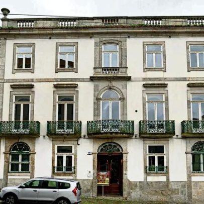 Fiscais do vinho verde alertavam para inspeções em troca de almoços