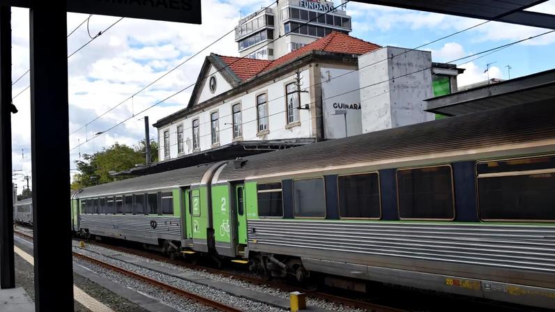 Autarquia de Guimarães quer reforçar o serviço ferroviário de ligação à capital