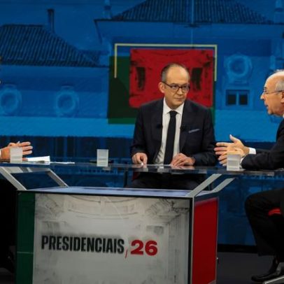 Polémica sobre pressões cria confronto entre alas da Direita