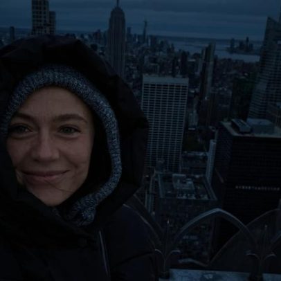 Atriz Ana Marta Ferreira viaja para Nova Iorque no podcast Volta ao Mundo