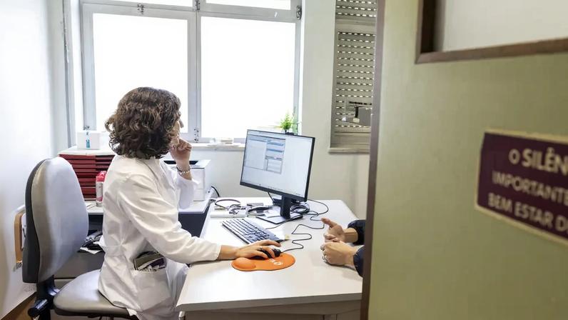 Trump diz que Europa não sabe o que fazer e admite usar força na Venezuela