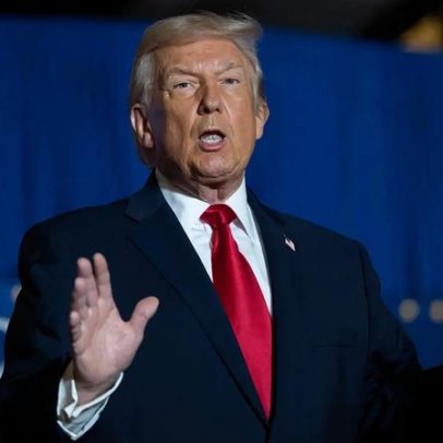 Trump diz que os dias de Maduro estão contados e não descarta invasão terrestre