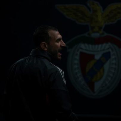 Mourinho deixa Pavlidis no banco diante do Nápoles