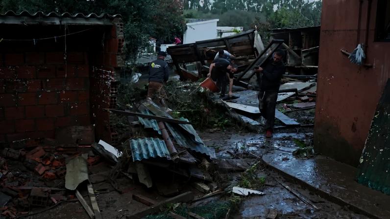 Houve quem perdesse quase tudo. Foto: Ana Trocado Marques