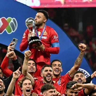 Toluca torna-se bicampeão do México com contributo de Paulinho