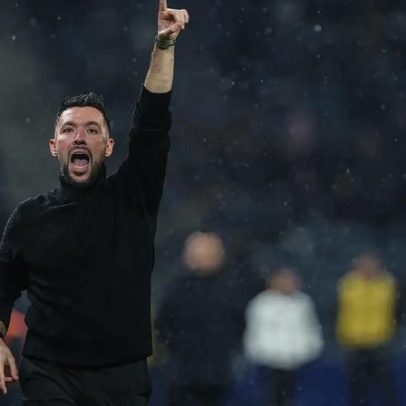Francesco Farioli antevê bons sinais diante do Estrela da Amadora