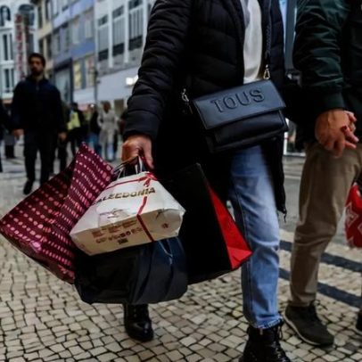 Sindicatos do Comércio e da Restauração assinam acordo para 30 mil trabalhadores