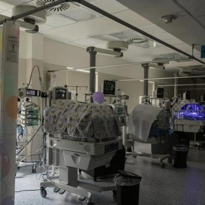 Bebé destinado a família de acolhimento foi levado pela mãe no Hospital de Gaia