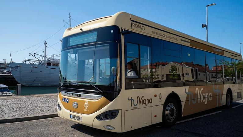 Marcelo promulga aumento do salário mínimo para 920 euros em 2026