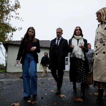 Quatro urgências obstétricas fecharam no sábado e três no domingo.