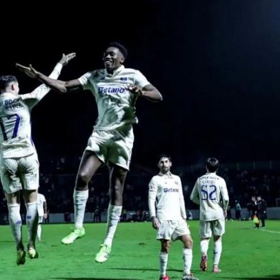 Porto vence em Alverca com brilho de Borja Sainz
