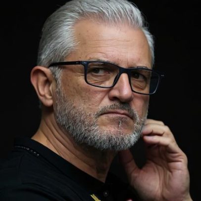 Selecionador de andebol ressalta importância de testar novos valores em estágio