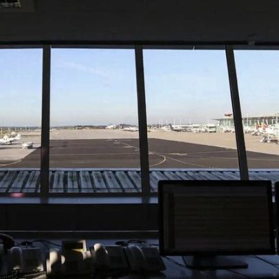 Greve nos aeroportos com serviços mínimos decretados para fim de ano
