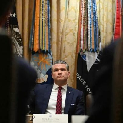 Líder da Defesa dos EUA sob fogo; militares em perigo e crimes de guerra