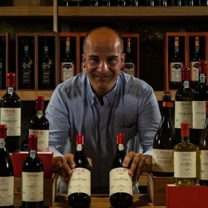 Dois amores e dez anos de vinhos na Poças