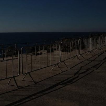 Reparação de muro junto à praia em Canidelo avança em abril