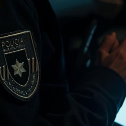 PSP de Évora detém homem por violência doméstica após agressão e coação