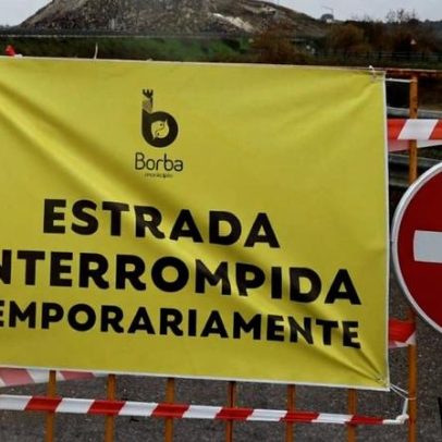 Duas crateras obrigam encerramento da estrada de acesso a Borba