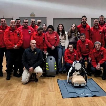 Bombeiros de Vila Viçosa recebem novo compressor torácico