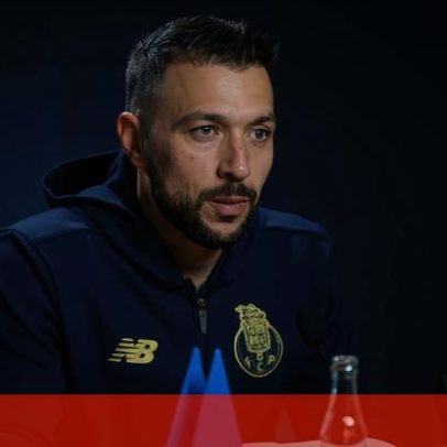 Conferência de Farioli antevê FC Porto vs Estrela da Amadora