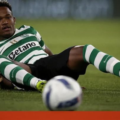 Geny celebra no relvado: Sporting jogador joga por Moçambique no Natal