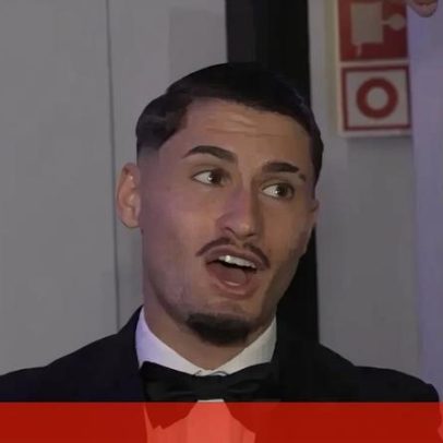 Tocar no cabelo de Borja Sainz pode ser uma missão difícil, mas não impossível
