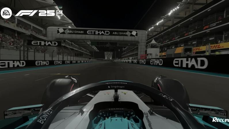 Curvas técnicas, retas longas e uma iluminação impecável. Assim é o circuito de Yas Marina