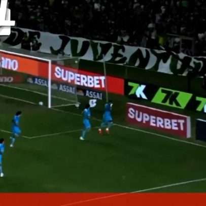 Neymar faz hat-trick e Santos aproxima-se da permanência