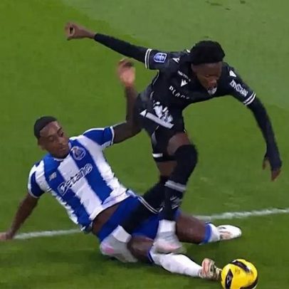 Penálti garante empate do V. Guimarães no Dragão após erro de Rosario
