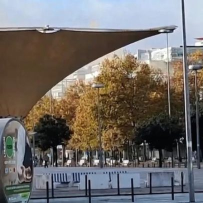 Incêndio deflagra no Centro Comercial Vasco da Gama, Lisboa