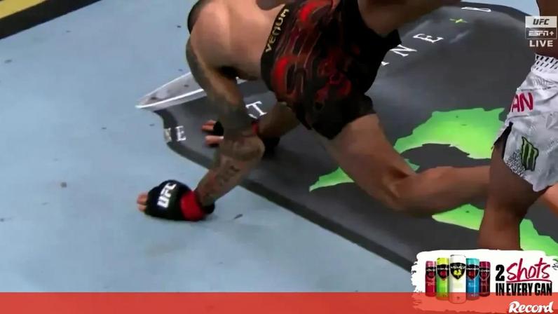 Alexandre Pantoja não conseguiu apoiar-se numa queda e ficou muito maltratado