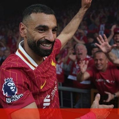 Michael Owen dá conselho a Salah sobre papel de liderança na equipa