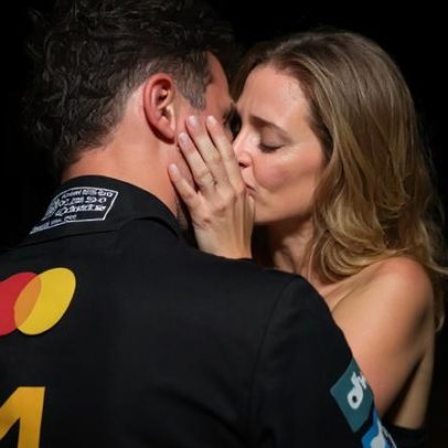 Norris celebra o Mundial com Margarida Corceiro, emoção e beijo