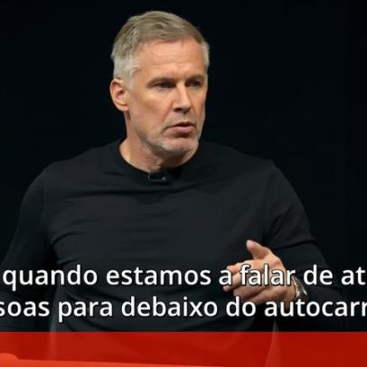 Arne Slot pergunta se Salah sabe do erro e quem devia tomar a iniciativa