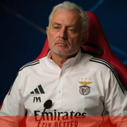 Mourinho comenta banco do Nápoles e ausências em vídeos