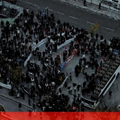 Manifestação na Avenida dos Aliados durante greve geral capturada por drone