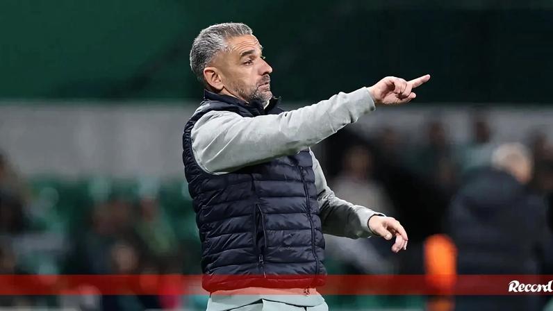 Rui Borges explica Hjulmand no banco e analisa goleada