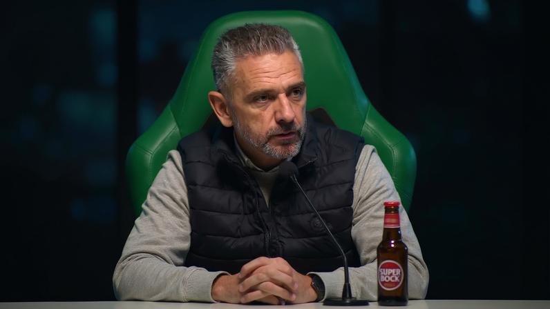 Treinador do Sporting diz que o defesa 'é um jogador muito importante' para o grupo