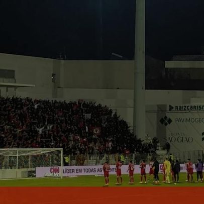 Pós-jogo: cânticos, pergunta de Rui Costa a Benfica FM e Barreiro a coxear
