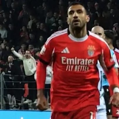 Música dedicada a Pavlidis acompanhou hat-trick no Moreirense-Benfica