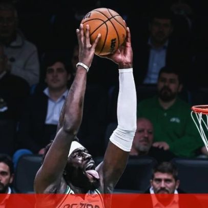 Neemias realiza afundanço memorável, lembrando Michael Jordan