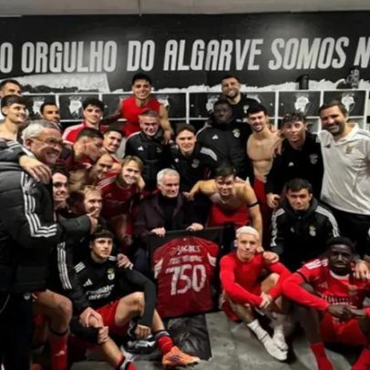 Mourinho celebra 750.ª vitória; Sudakov reage com 'Respect'
