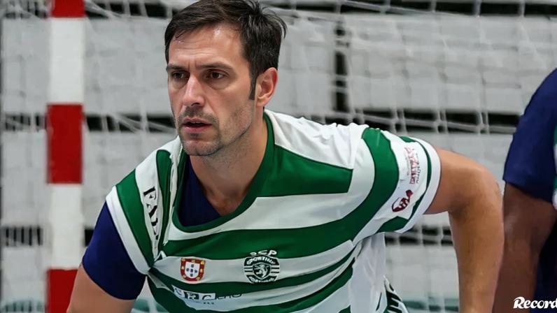 Três jogadores do Sporting e um do Benfica entre os convocados da Espanha para o Europeu de andebol
