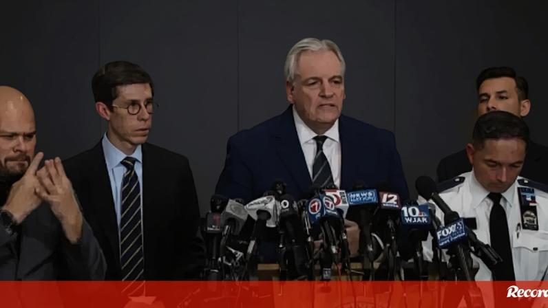 Procurador-geral de Rhode Island explica como Valente foi encontrado morto com mochila