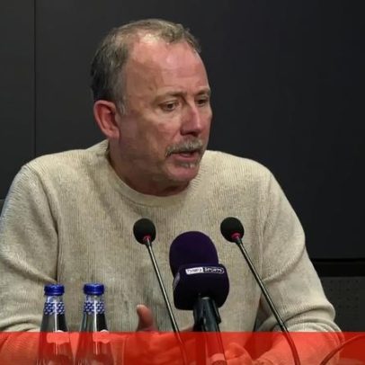 Treinador do Besiktas critica Rafa por treinar só para cumprir contrato