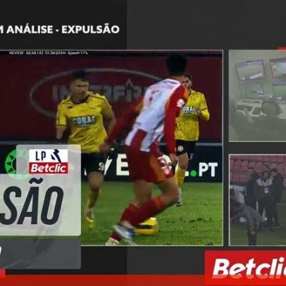 Entrada que valeu expulsão: Rúben Semedo deixa jogo com o FC Porto