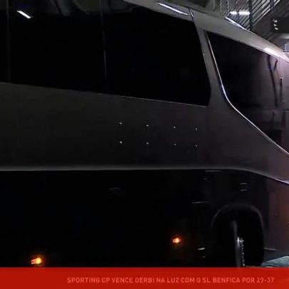 Sporting chega ao Estádio D. Afonso Henriques com meio de transporte diferente