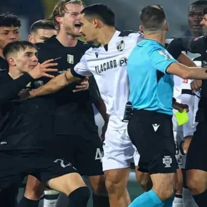 Nélson Oliveira expulso em V. Guimarães-Sporting