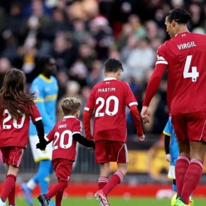Filhos de Diogo Jota entram em campo antes do Liverpool-Wolverhampton