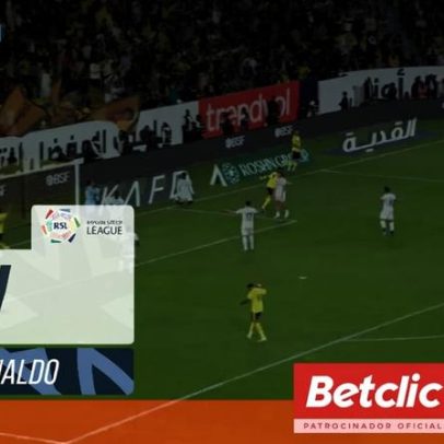 Cristiano Ronaldo marca segundo golo pelo Al Nassr frente ao Al Okhdood